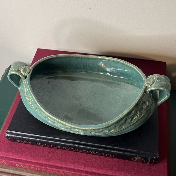 Handmade Studio Art Pottery Ginny August Light Sea Green Handled Boat Bowl - Picture 2 of 8